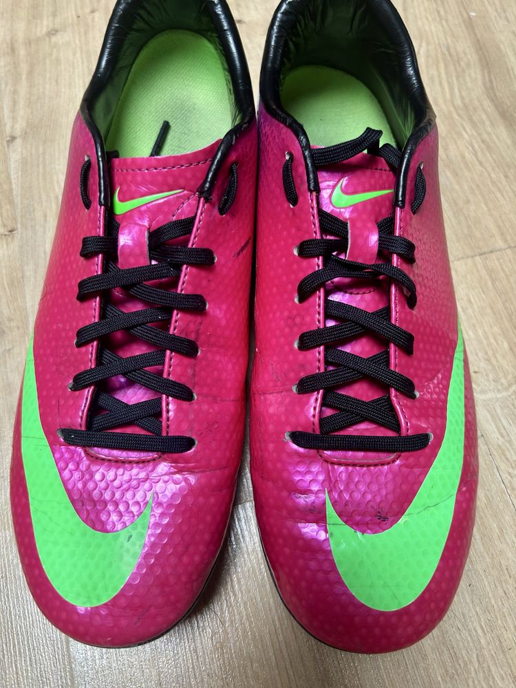 Buty piłkarskie korki Nike Mercurial r 41
