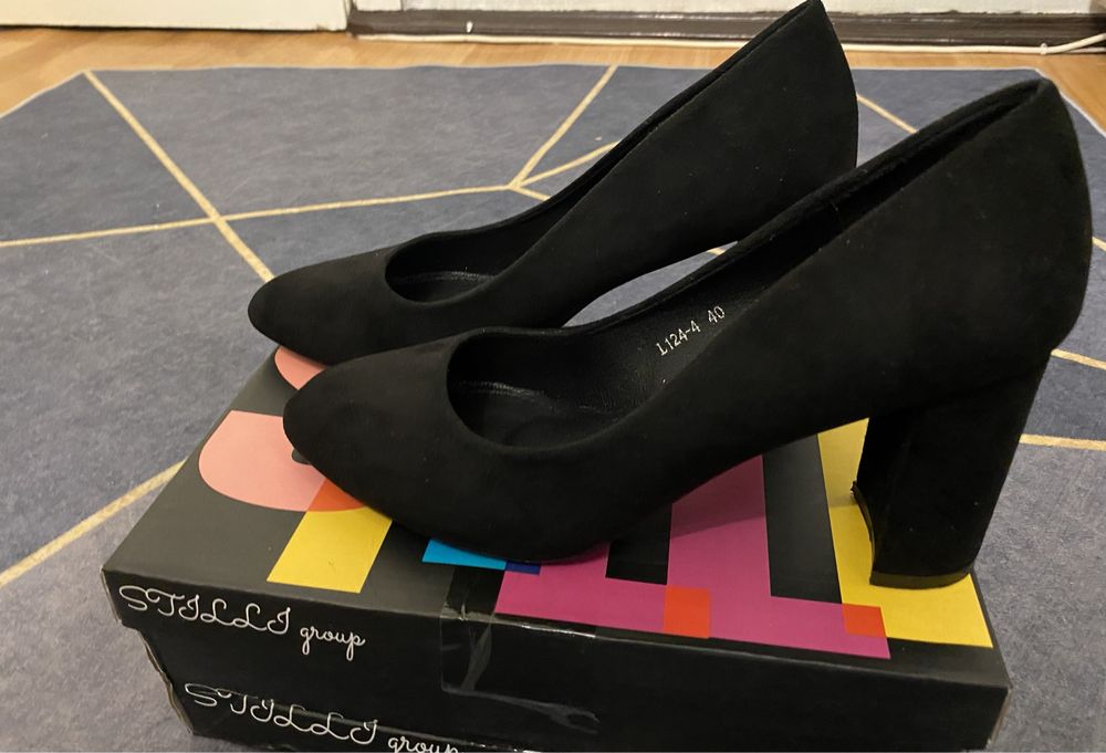 Туфлі,замш.Нові.