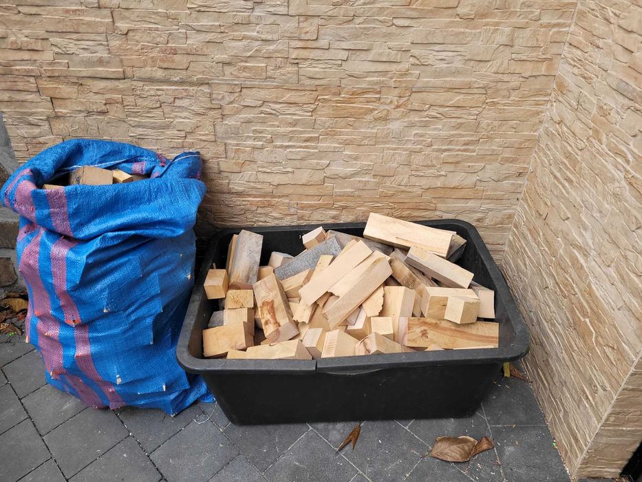 Drewno kominkowe Bukowe suszone Transport