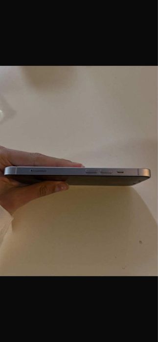 Iphone 14 fioletowy