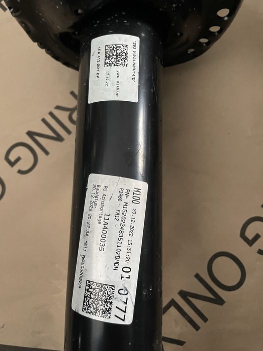 Передні амортизатори Фольксваген ід 4 ,Q4 E-Tron