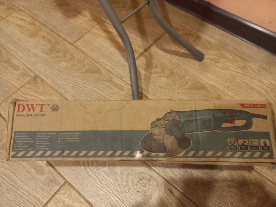 Болгарка DWT 180 D