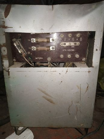 Зарядное устройство СССР 30 ампер 220-380 вольт
