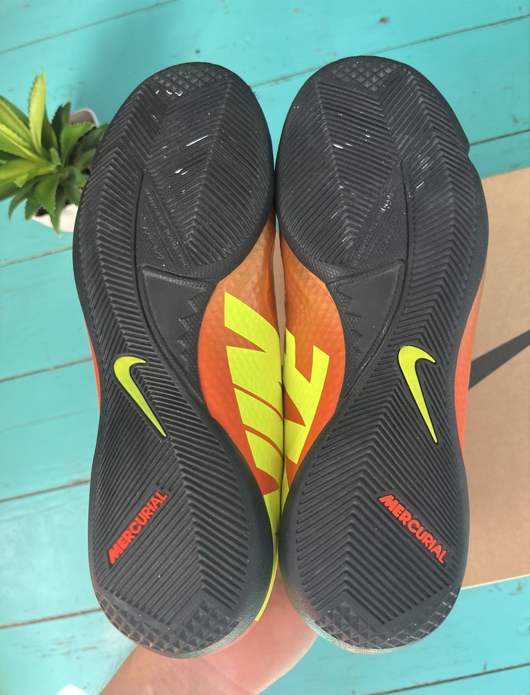 Футзалки Nike Mercurial Victory IV IC, 37 размер, 23,5 см, сороконожки