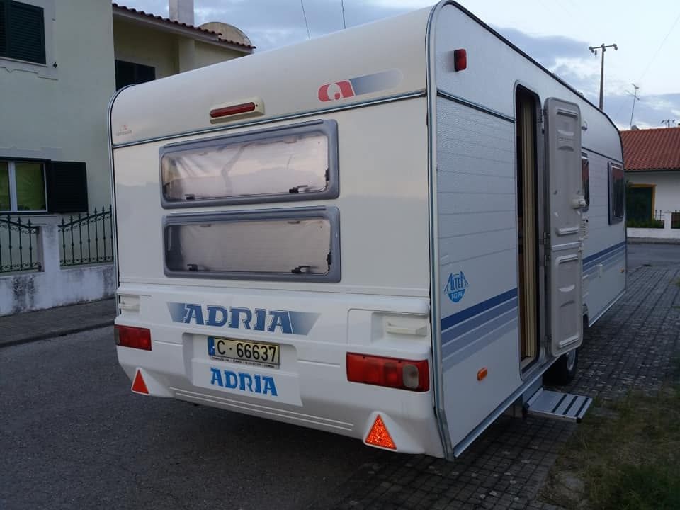 Caravana Adria pk542
