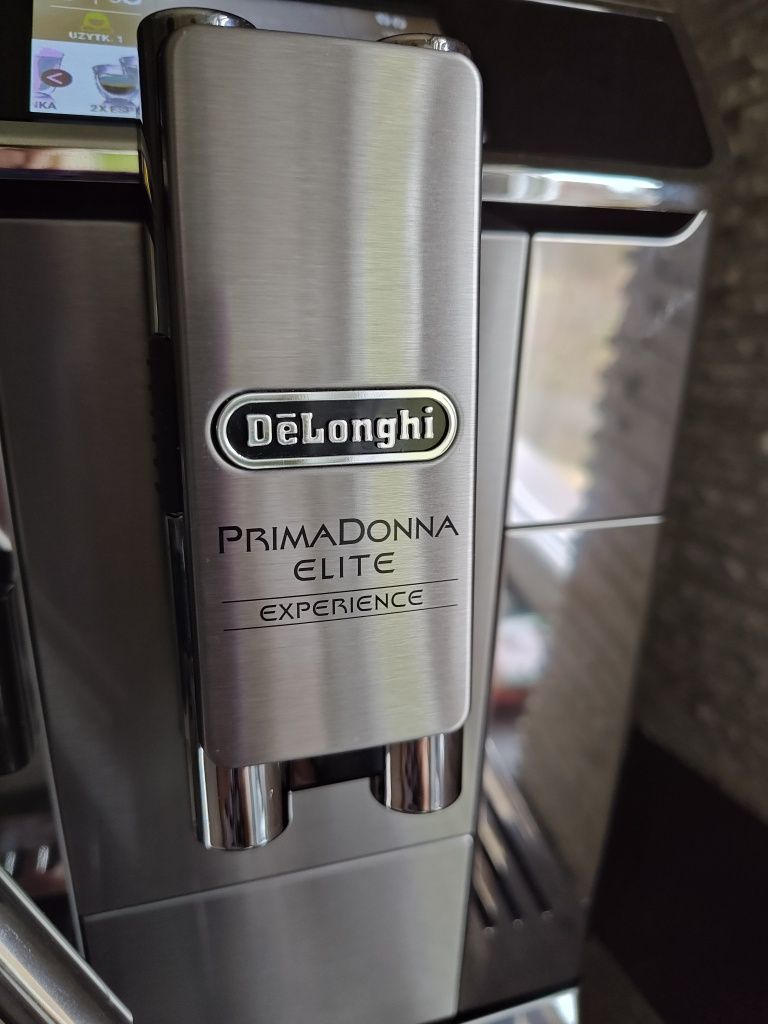 Ekspres DeLonghi PrimaDonna Elite Experience