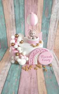 Dekoracja z masy cukrowej Miś w balonie roczek Laury