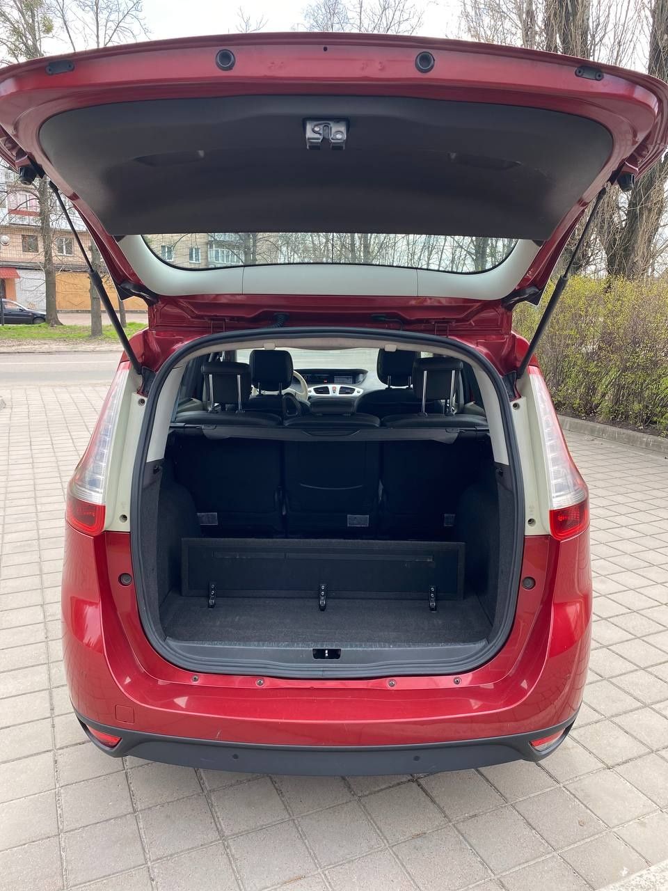 Renault Grand Scenic 3 ( 1.5dci )