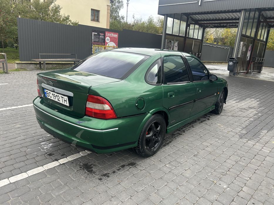Продам машину Опель