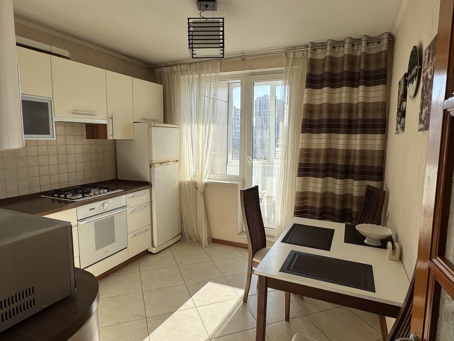 Продам 2-х комнатную квартиру в Приморском районе, на Фонтане