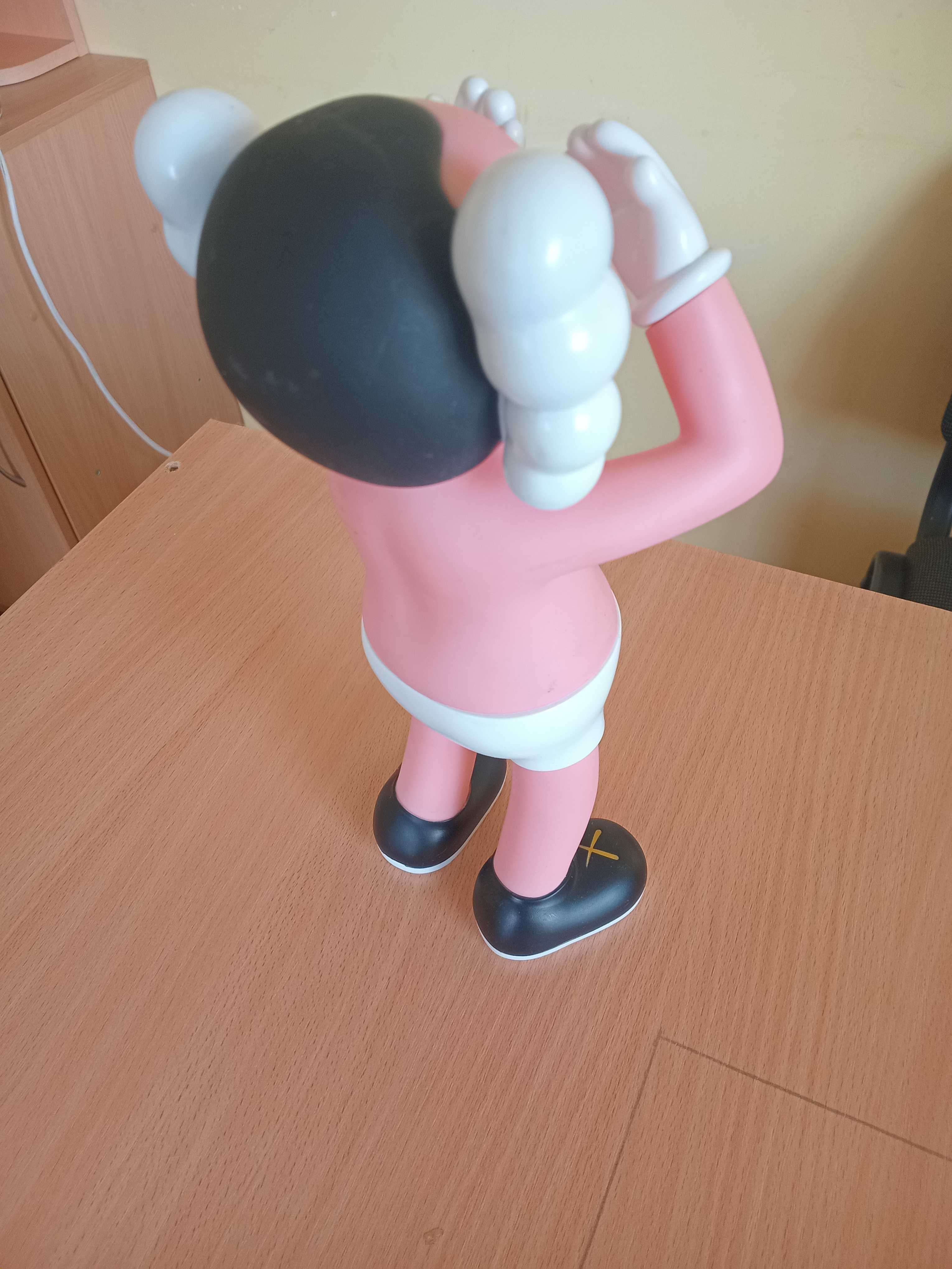 KAWS игрушка 30 см .