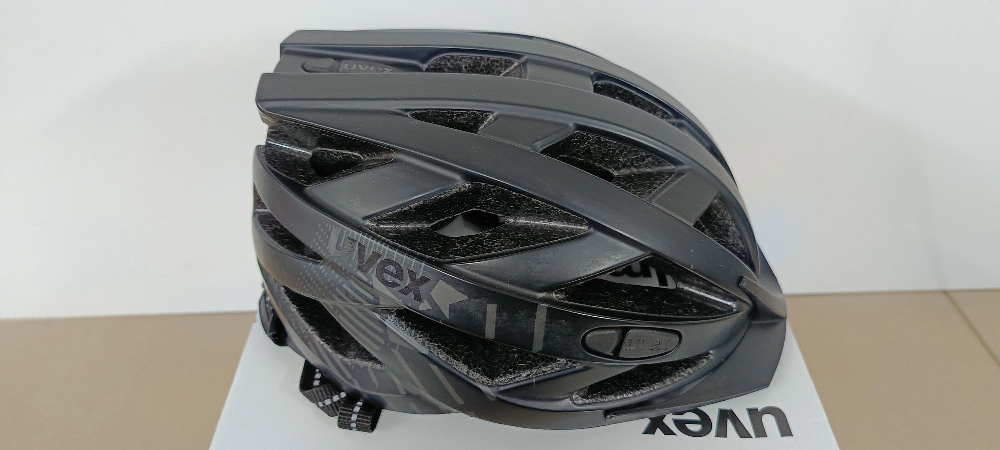 Kask Uvex City i-vo czarny Mat