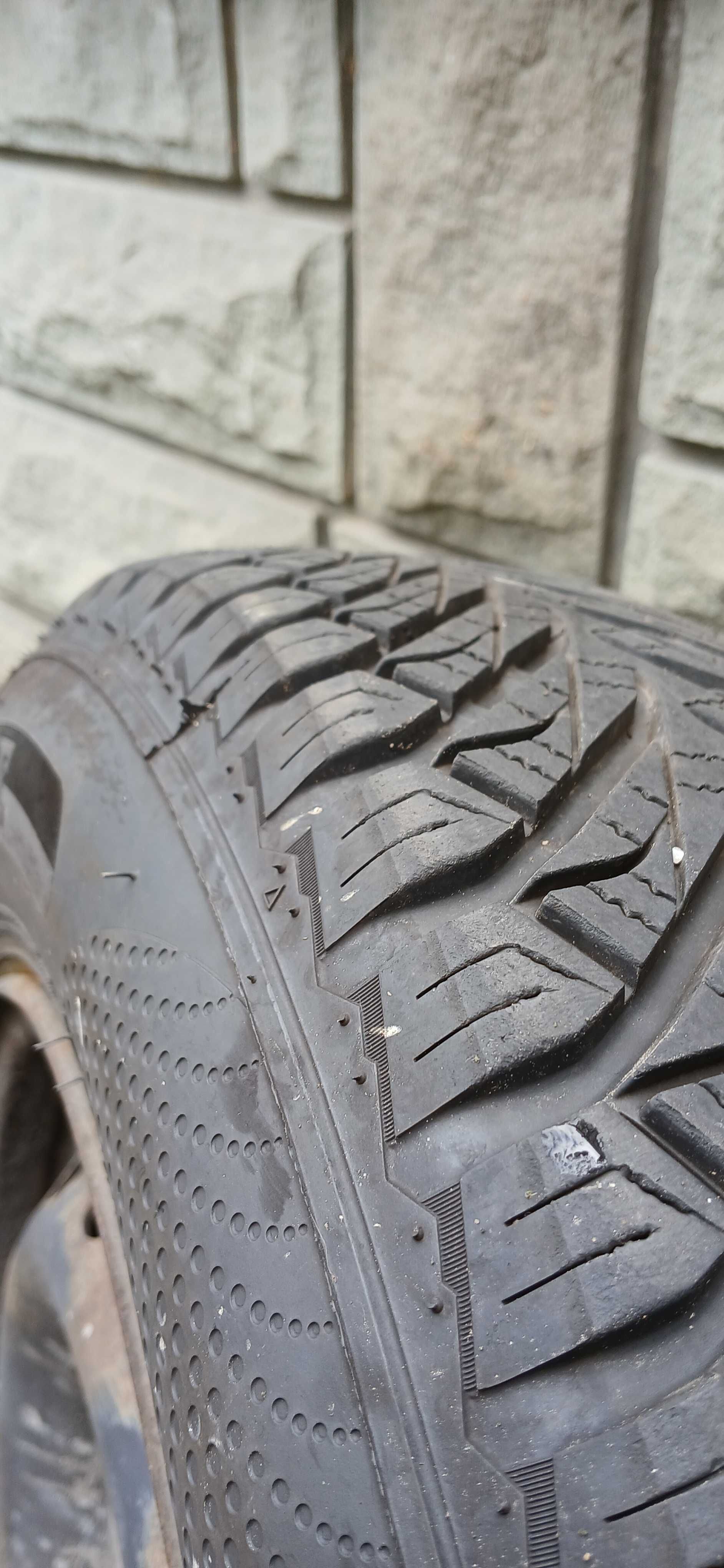 Dwie OPONY CAŁOROCZNE 155/80R13 + felgi stalowe - OKAZJA