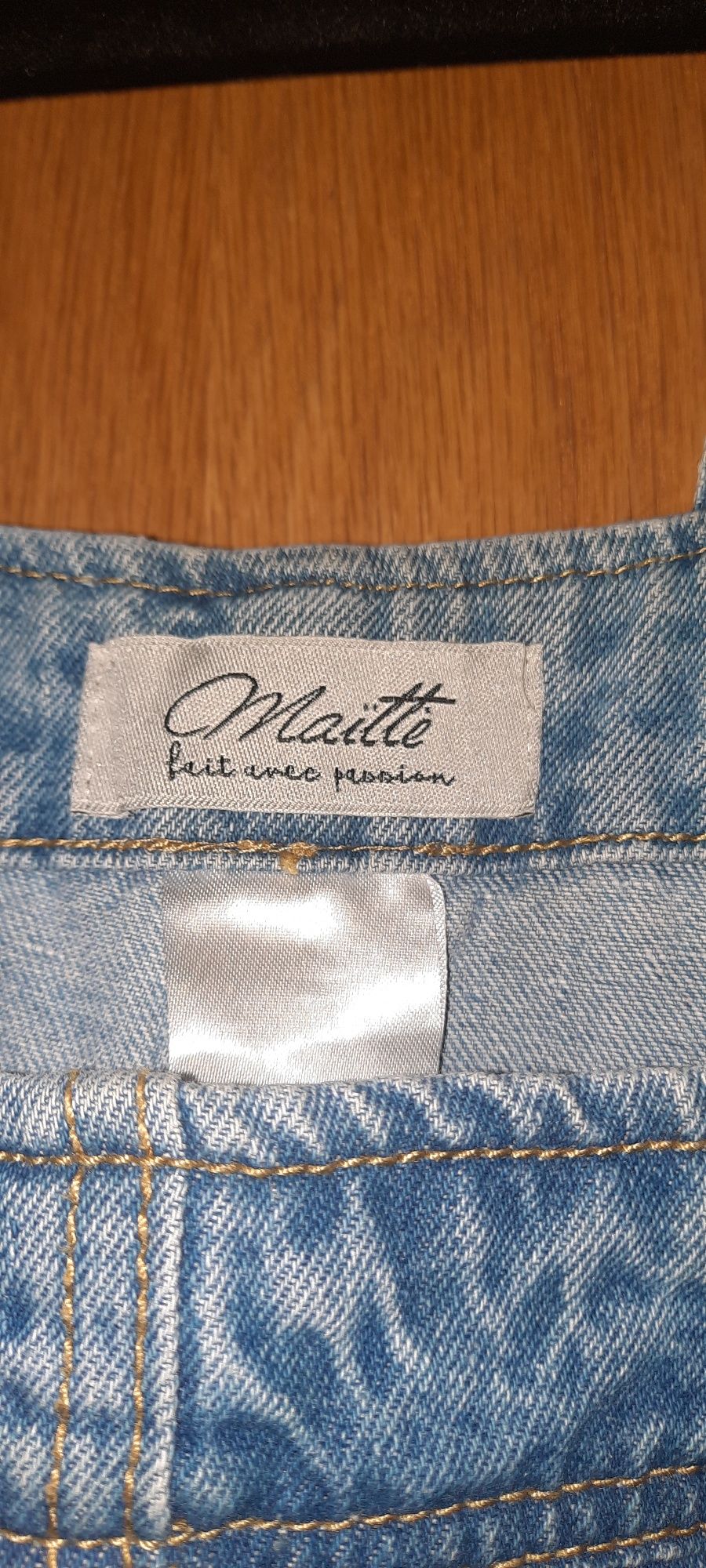 Macacão de ganga da Maïtte