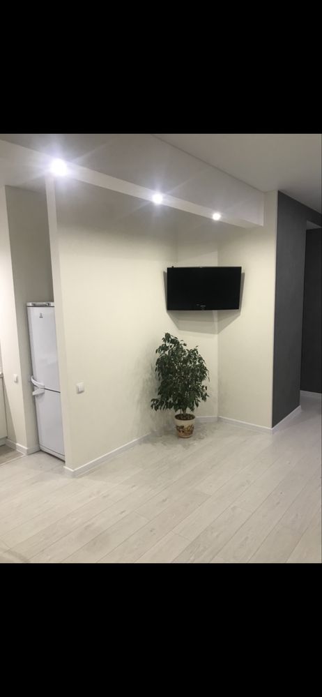 Продам 2-х комнатную квартиру в самом центре