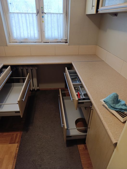 Meble kuchenne  że sprzętem agd