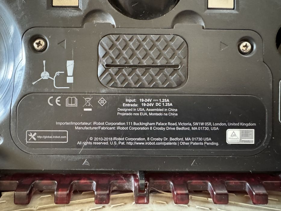 Робот пылесос iRobot Roomba Combo 2 штуки