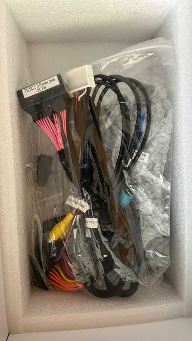 Ecrã Tátil CarPlay Linux para Mercedes-Benz