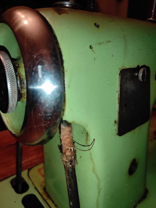 Maszyna do szycia Wifama