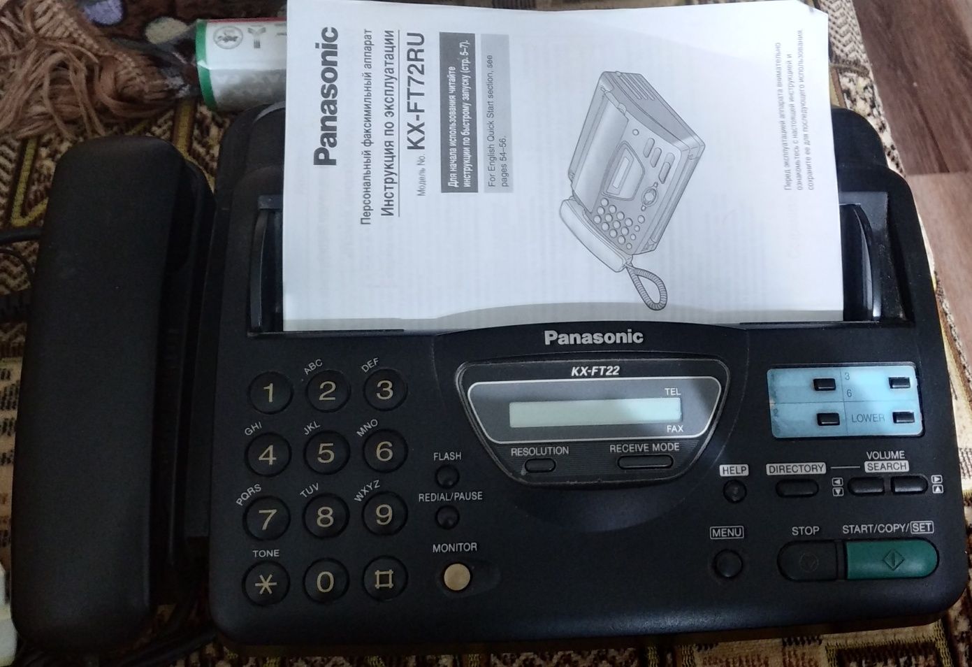 Телефон-Факс Panasonic KX-FT22 у робочому стані