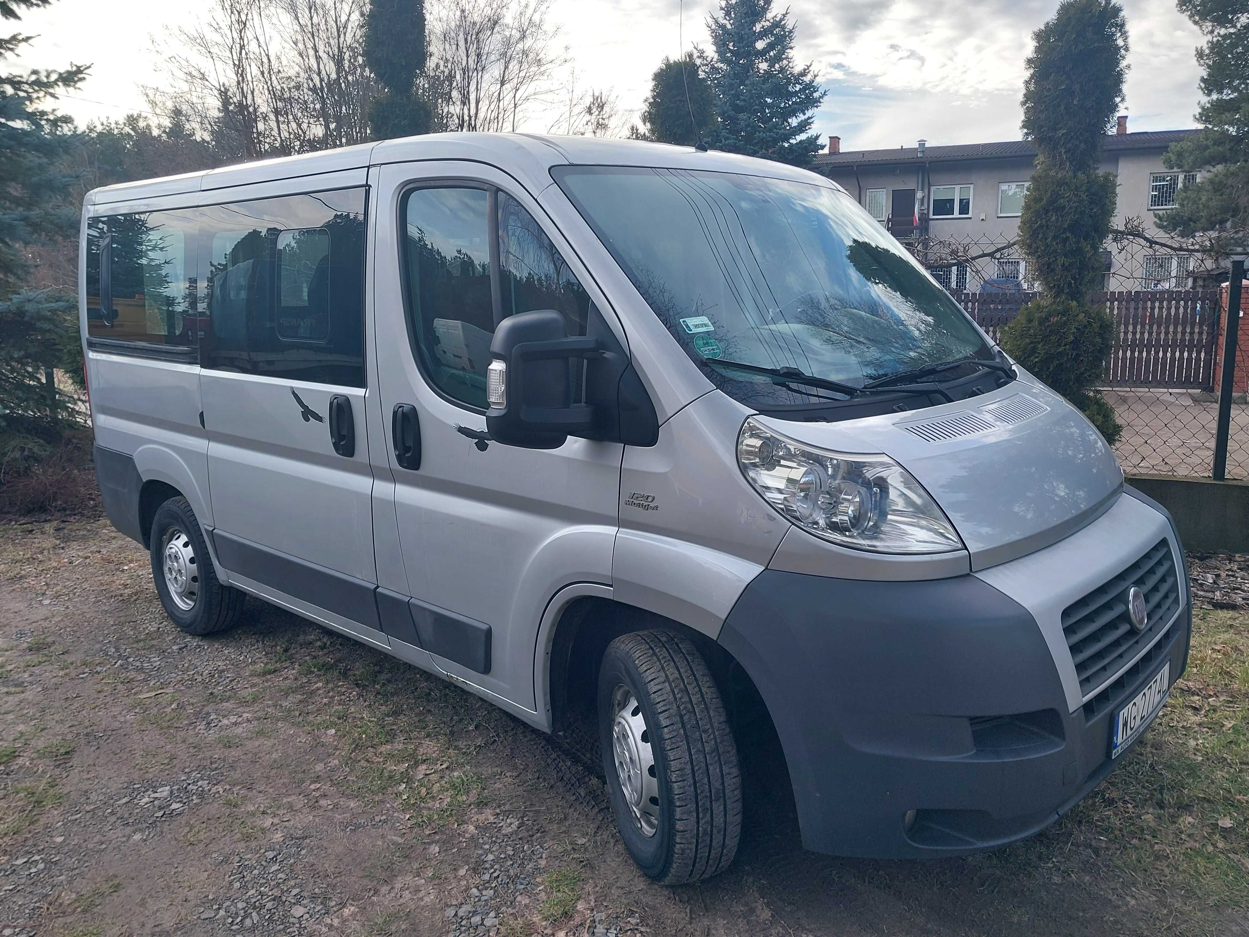 Bus / Wynajem / wypożyczalnia/ do wynajęcia/autolaweta/laweta