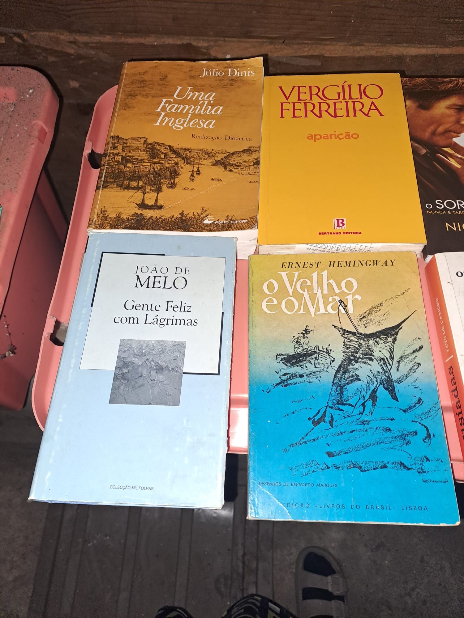 Livros à escolha