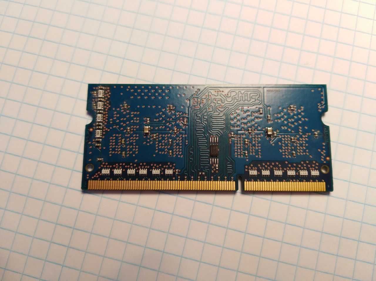 Оперативна память для ноутбука SK Hynix 2 Gb  DDR3  1.35V