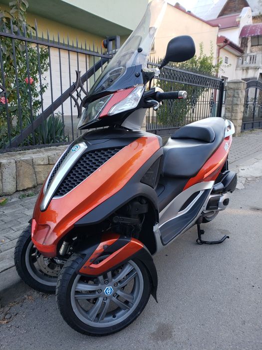 Скутер Piaggio Mp3 125ie Yourban