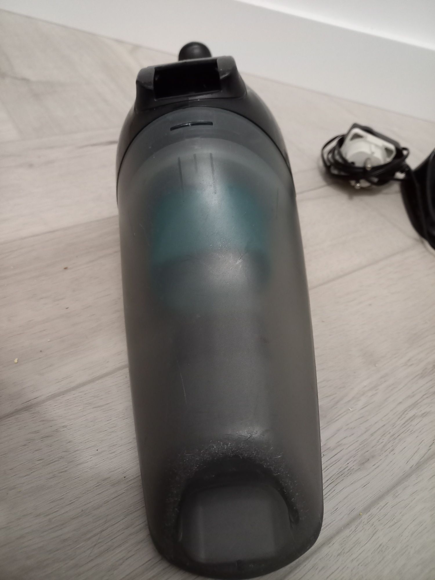 Odkurzacz ręczny Black&Decker dustbuster 7,2v czarny mv7210n