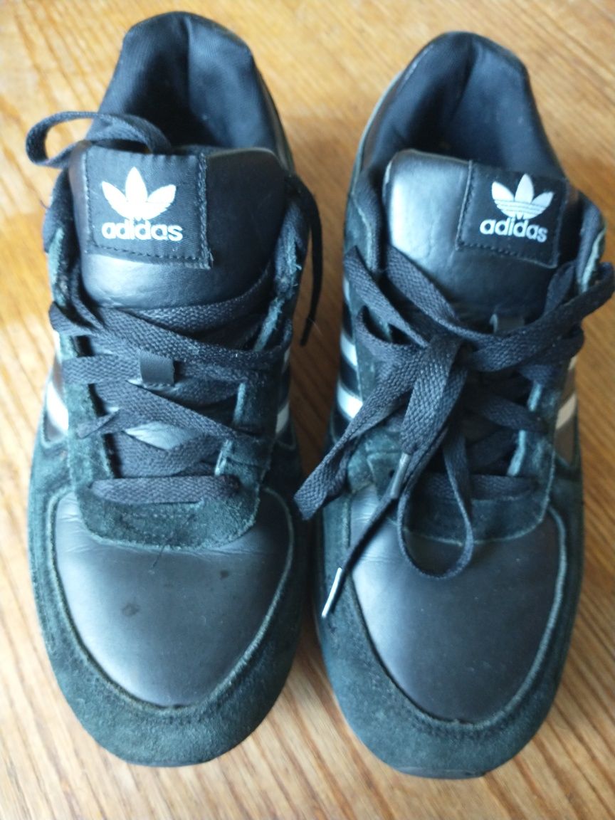 Фірмові кроси adidas zx755