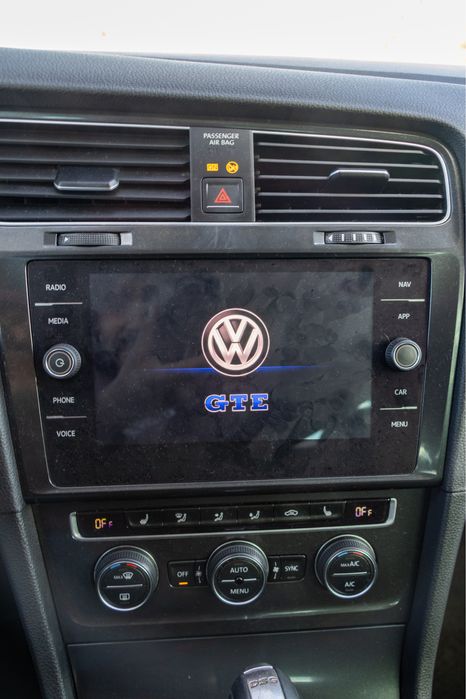 Golf 7.5  2018 1.4 com pack exterior R line