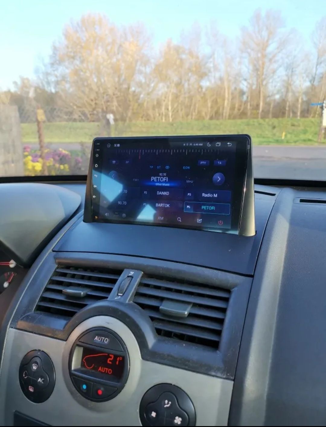 Rádio Renault Megane 2 Android 14 (Novo)