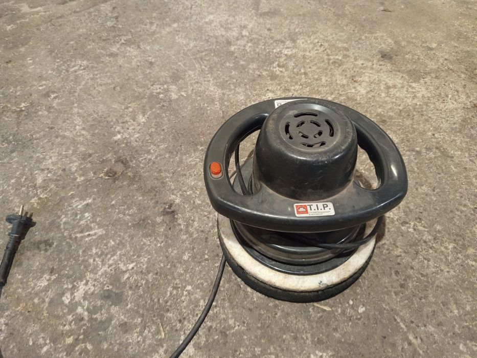 Шлвфмашинка T.I P гарний стан