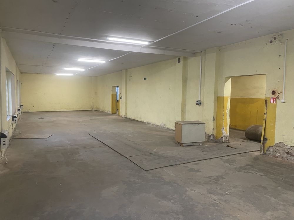 Hala granica Katowice 700 m2 ogrzewana magazyn ubikacje Parking TIR