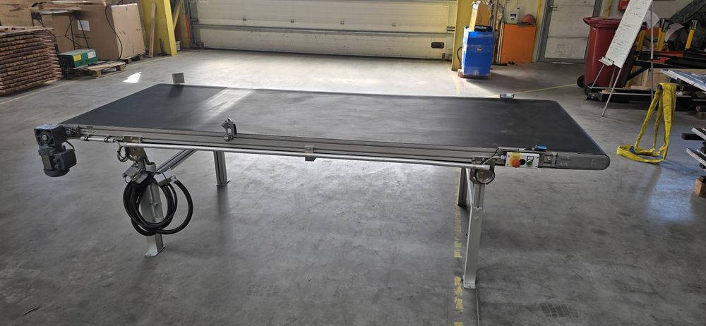 Podajnik taśmowy 3m długi 1100mm szeroki
