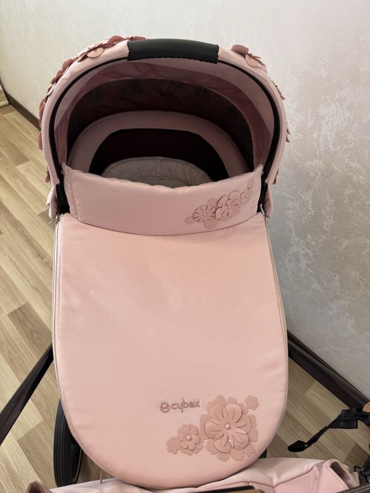 Cybex priam 4.0 simply flowers pink