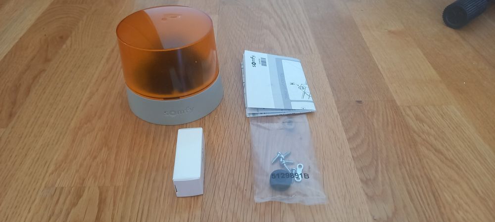 Somfy lampa sygnalizaxyjna kogut nie używany