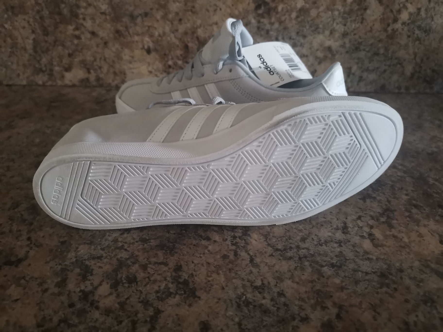 Nowe buty sportowe Adidas Ortholite Float rozmiar 39