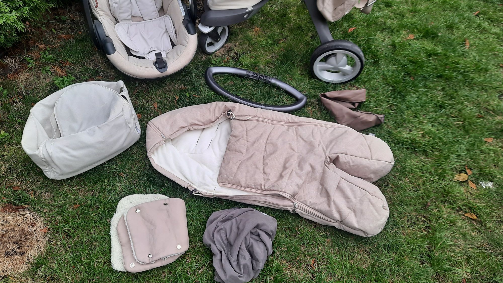 Wózek Stokke xplory v4 beige melange.
