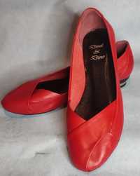 Чудові туфлі лодочки босоніжки жіноче взуття