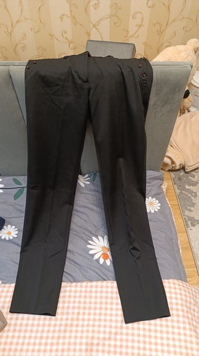 Продам недорого джинси,брюки,блузки