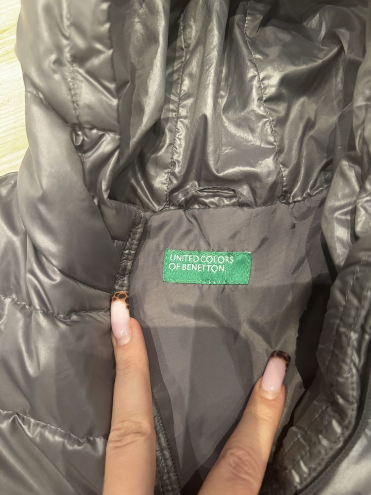 Dziecieca kurtka Benetton jak nowa!