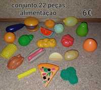 Conjunto de alimentos, criança, brinquedos, plástico, tecido, madeira