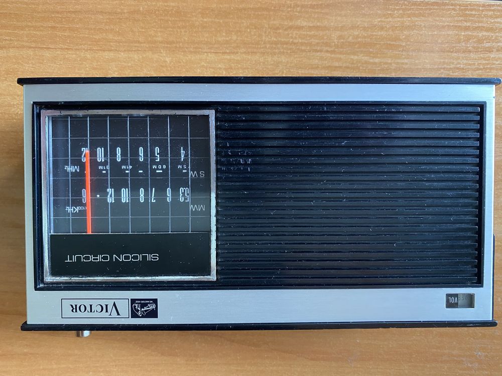 MW/SW 7 transistor Radio VICTOR 7a 260n