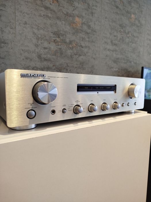 Wzmacniacz Marantz PM-4001 piękny stan plus oryginalny pilot.