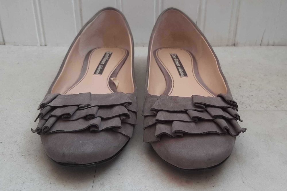 Sabrinas, sapatos rasos cinzentos em pele, Zara