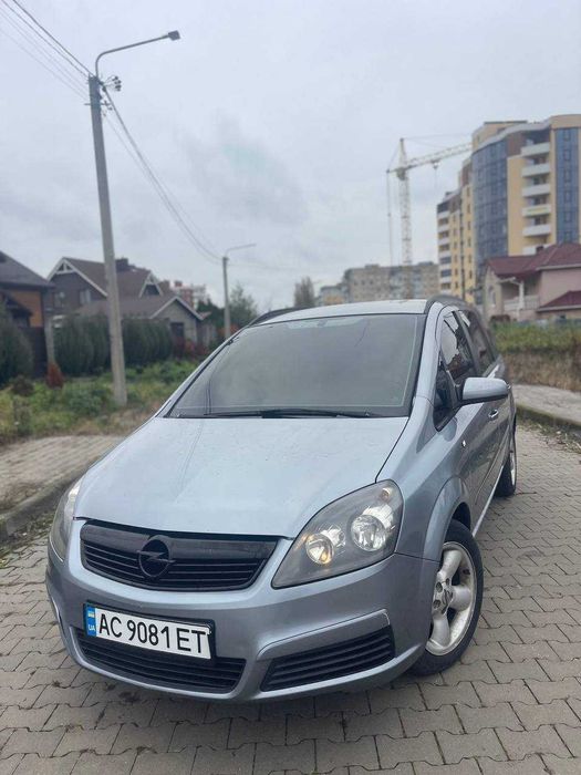 Продам opel zafira b дизель