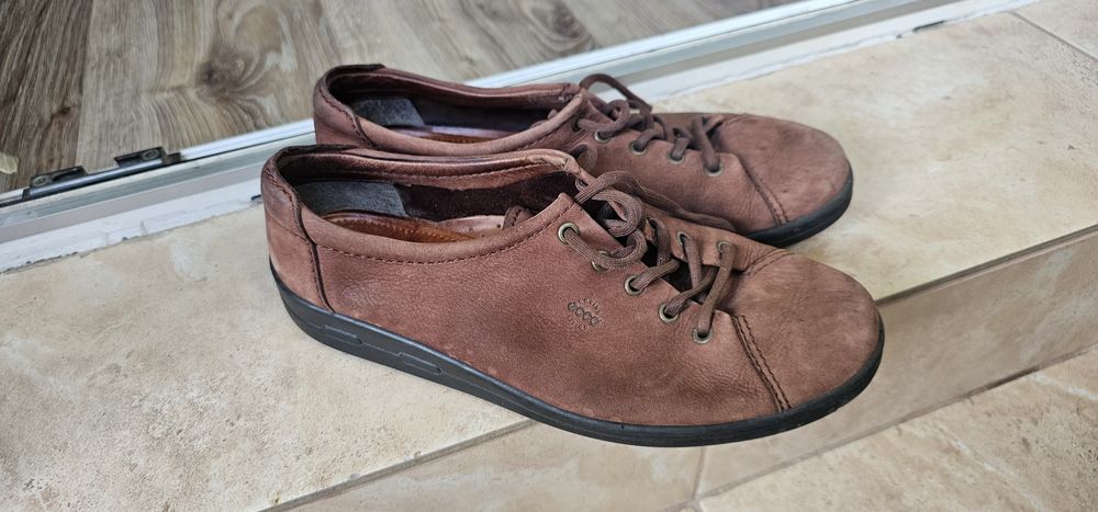 ECCO damskie buty skórzane rozmiar 40 wkładka 25,5cm