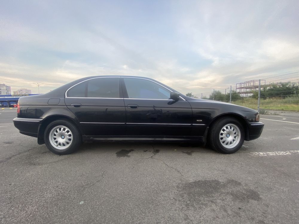 BMW e39 майже в макс. комплектації