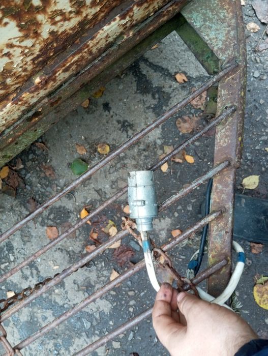 Легковой пріцеп зубренок